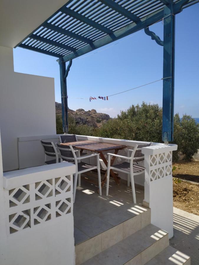 Albatros Studios & Apartments Lefkos  Exterior photo